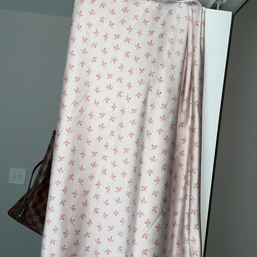 Midi satin floral skirt